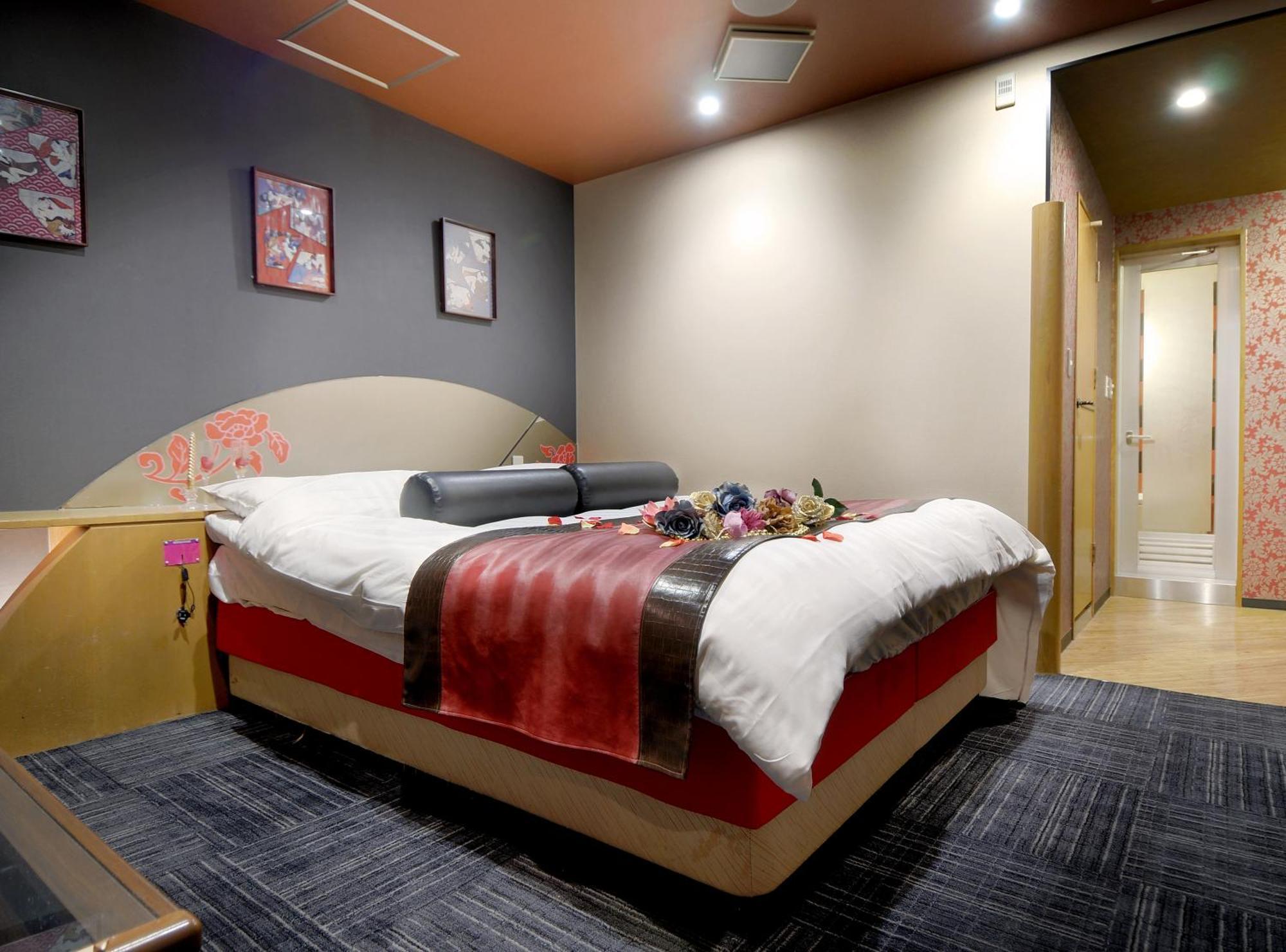 Hotel Love Ikutama -Adult Only Osaka Exterior photo
