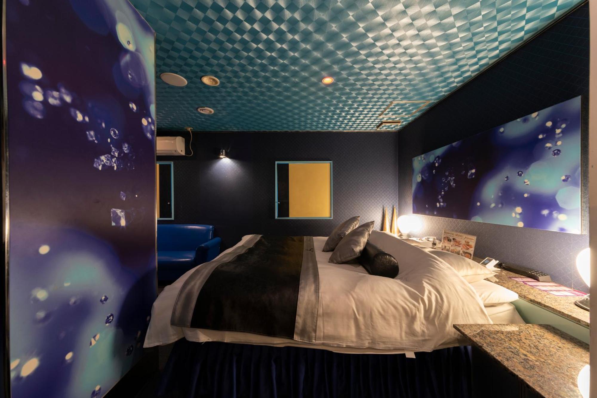 Hotel Love Ikutama -Adult Only Osaka Exterior photo