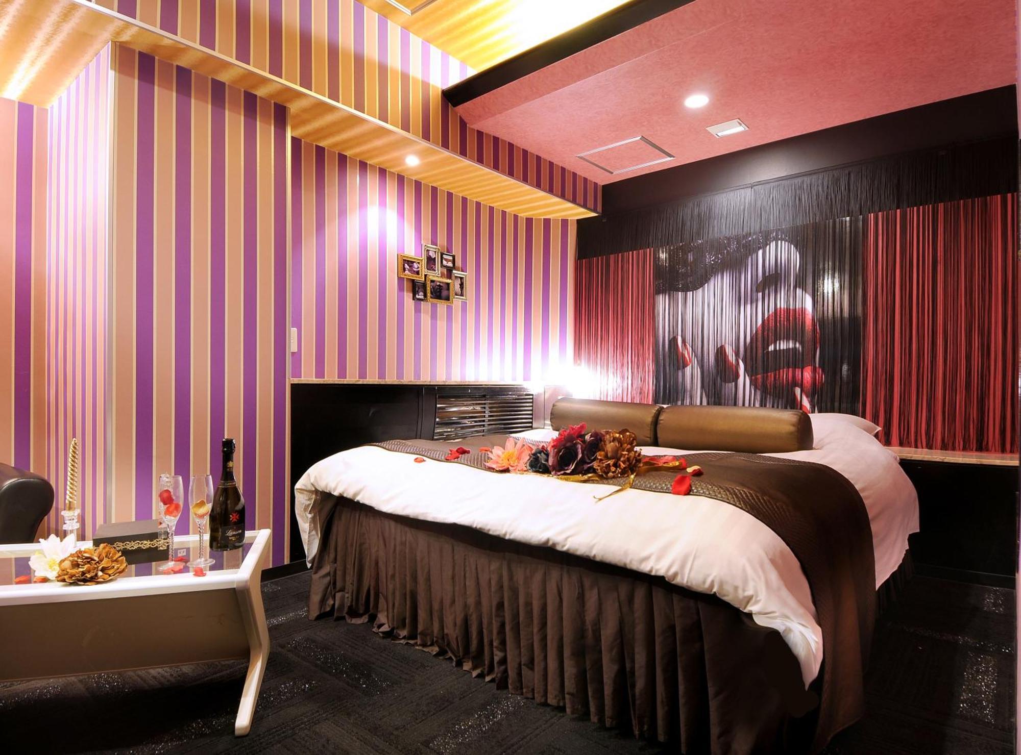 Hotel Love Ikutama -Adult Only Osaka Exterior photo