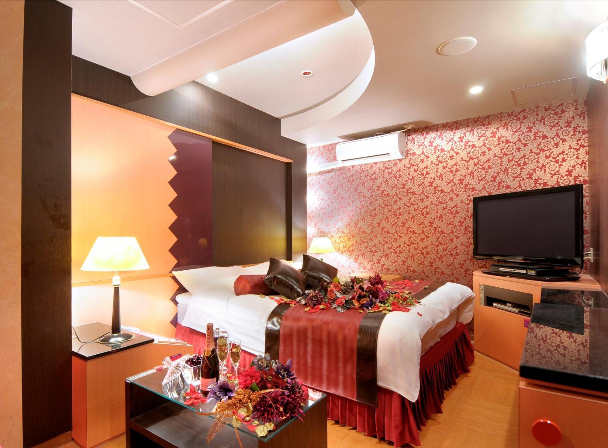 Hotel Love Ikutama -Adult Only Osaka Exterior photo