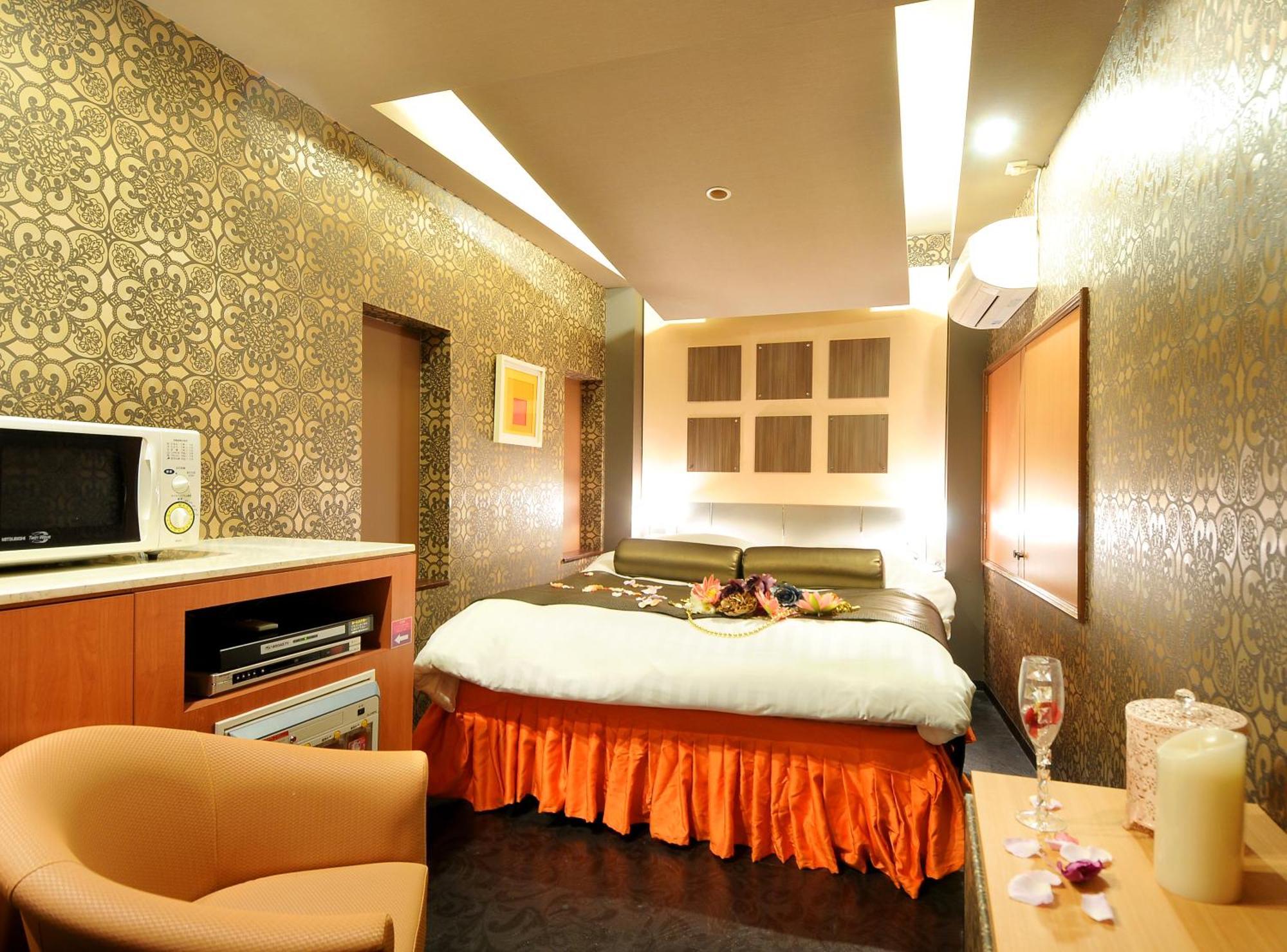 Hotel Love Ikutama -Adult Only Osaka Exterior photo
