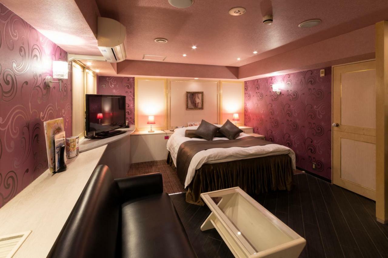 Hotel Love Ikutama -Adult Only Osaka Exterior photo