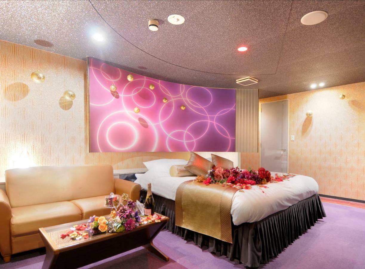 Hotel Love Ikutama -Adult Only Osaka Exterior photo