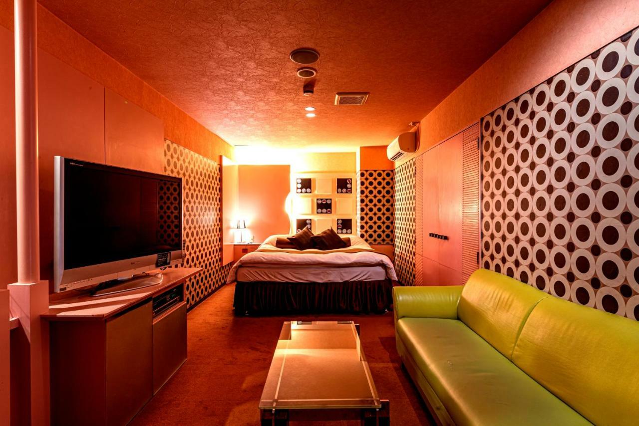 Hotel Love Ikutama -Adult Only Osaka Exterior photo